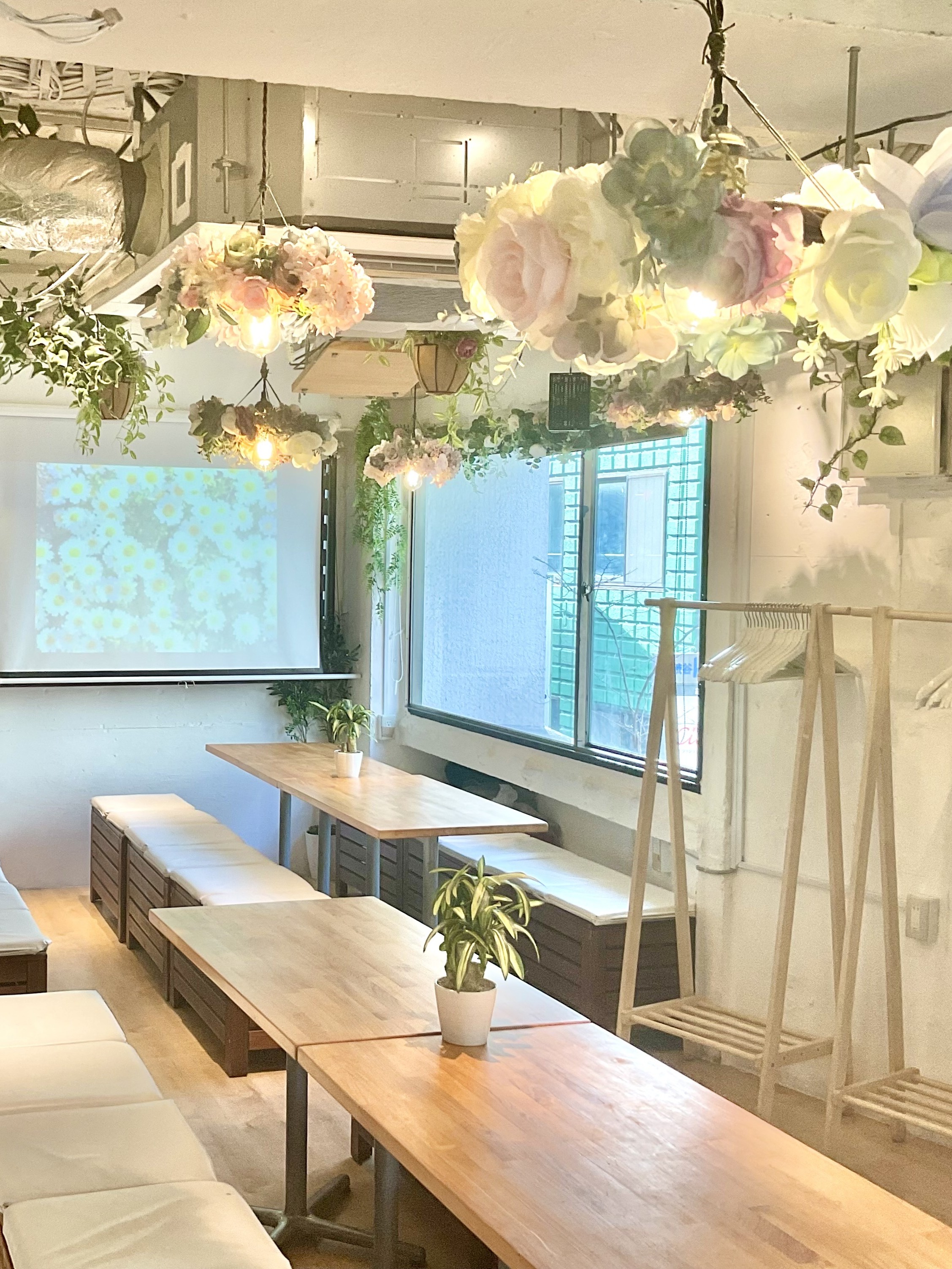 渋谷 ドライフラワー貸切パーティー会場 ガーデンルーム3Fの店内