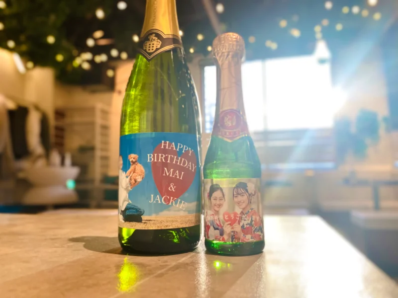 「渋谷ガーデンルーム3F」は、貸切に特化したおしゃれ居酒屋です!
20人・30人・40人など結婚式二次会貸切はお任せください!
無料ケーキも付いてくる!