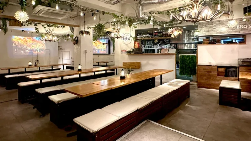 渋谷貸切送別会をするなら『渋谷ガーデンルーム3F』で!貸切にすると音響機器やマイク・プロジェクター・カラオケ・ゲーム機などが【無料】でご利用いただけます!